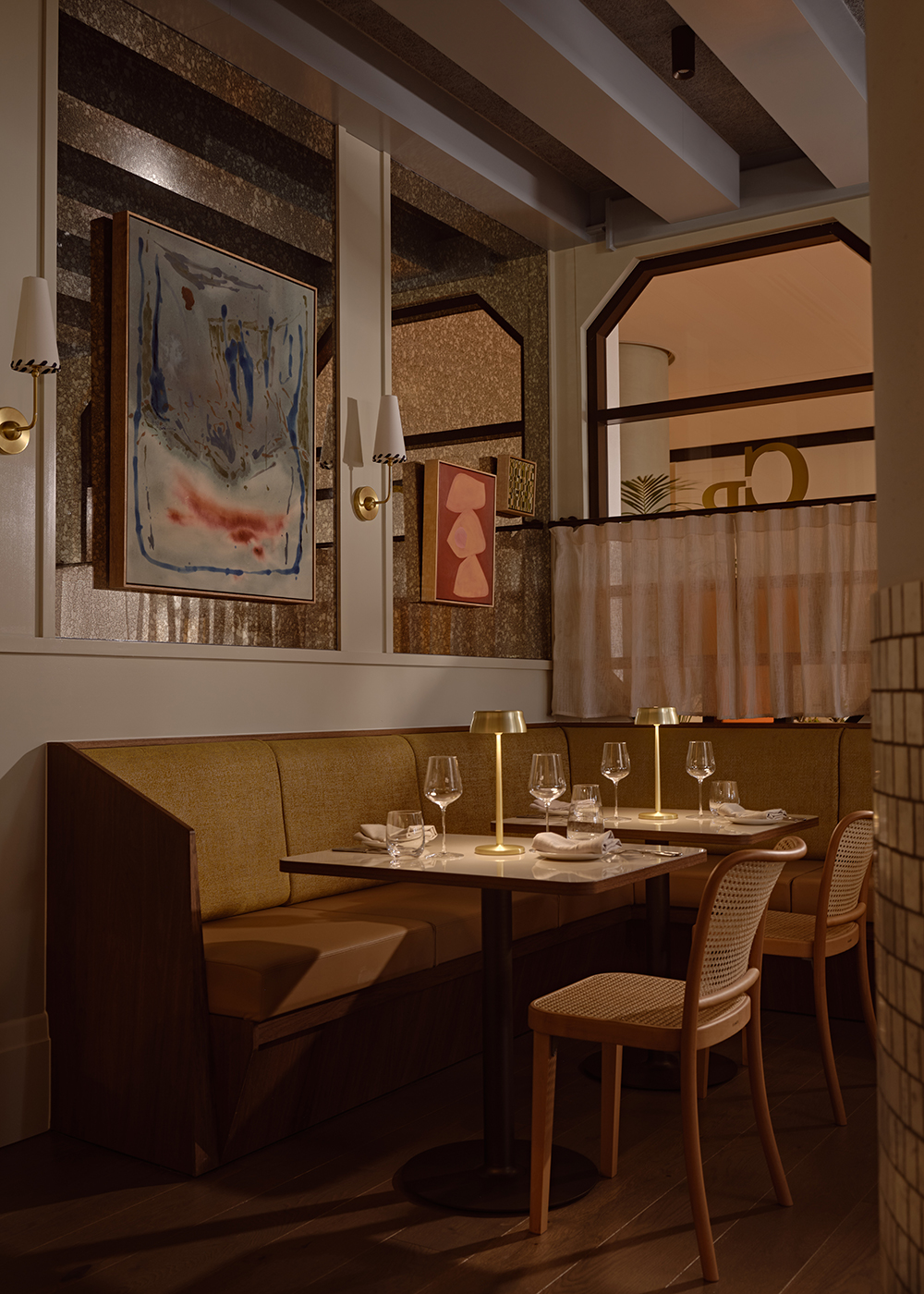 Cucina Regina • Tom Mark Henry